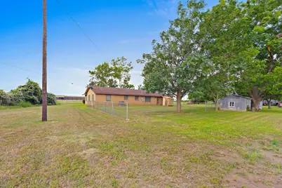 3644 W State Highway 71 Highway, La Grange, TX 78945 - Photo 5
