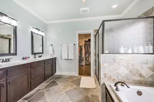 240 E Woodland St, Houston, TX 77009 - Photo 21