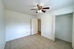 9350 Guywood St, Houston, TX 77040 - Photo 17