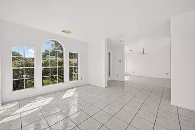 8202 Worthington Dr, Houston, TX 77083 - Photo 7