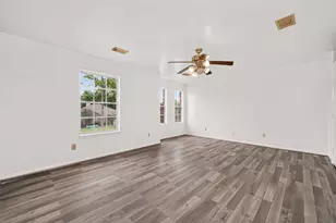 8202 Worthington Dr, Houston, TX 77083 - Photo 31