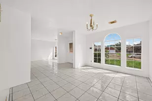 8202 Worthington Dr, Houston, TX 77083 - Photo 11