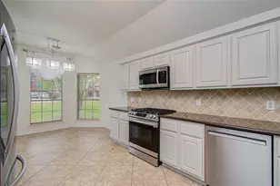 914 Garrett Dr, Magnolia, TX 77354 - Photo 5