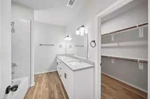 212 W Lewis St, Conroe, TX 77301 - Photo 33