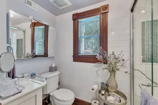 1724 S Ball St, Galveston, TX 77550 - Photo 7