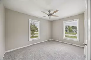 613 Winding Way St, Lake Jackson, TX 77566 - Photo 7