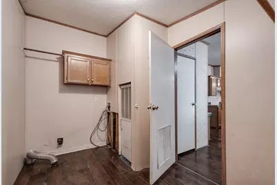 19996 Fm 2090 Road, Conroe, TX 77306 - Photo 23