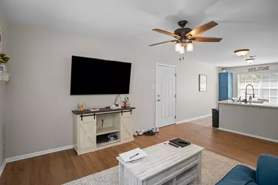 2521 Pearl Street #102, Nacogdoches, TX 75965 - Photo 5