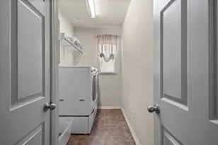 15818 Mossy Shores Ct, Houston, TX 77044 - Photo 7