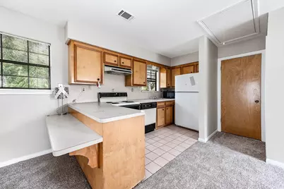 2245 N Austin Avenue, Pearland, TX 77581 - Photo 35