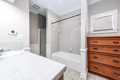 2245 N Austin Avenue, Pearland, TX 77581 - Photo 23