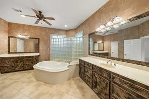 21 Wedgewood Dr W, Montgomery, TX 77356 - Photo 27