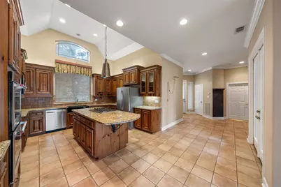 21 Wedgewood Drive W, Montgomery, TX 77356 - Photo 13