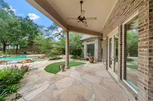 21 Wedgewood Dr W, Montgomery, TX 77356 - Photo 3