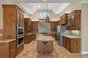21 Wedgewood Dr W, Montgomery, TX 77356 - Photo 9