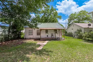 1320 22nd St, Huntsville, TX 77340 - Photo 25