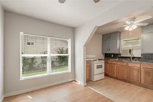 1320 22nd St, Huntsville, TX 77340 - Photo 7
