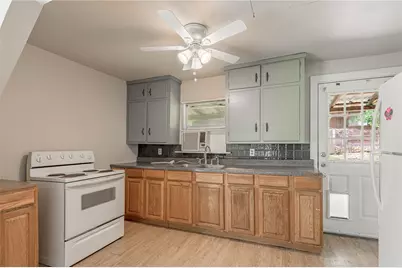 1320 22nd Street, Huntsville, TX 77340 - Photo 9