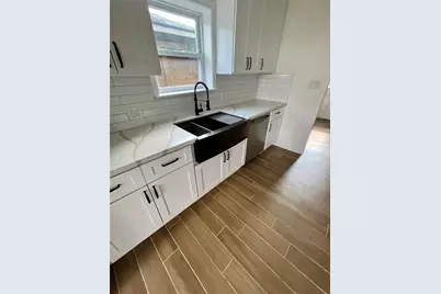 302 Moody Street, Houston, TX 77009 - Photo 11