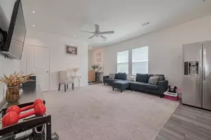 7826 Flowering Lotus Ln, Houston, TX 77016 - Photo 11