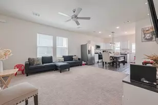 7826 Flowering Lotus Ln, Houston, TX 77016 - Photo 9