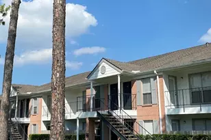 12735 Whittington Dr, Houston, TX 77077 - Photo 11