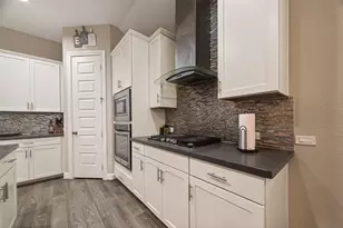 2209 Hidden Meadow Ln, Pearland, TX 77089 - Photo 15