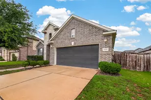 2209 Hidden Meadow Ln, Pearland, TX 77089 - Photo 3