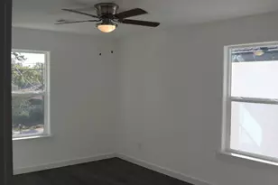 6011 Wedgefield St, Houston, TX 77028 - Photo 15