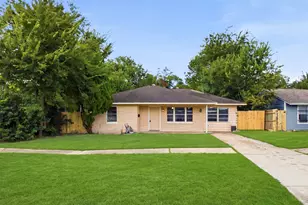 5326 Doulton Dr, Houston, TX 77033 - Photo 1