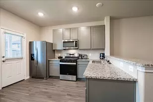 2465 Bull Trout Dr, Conroe, TX 77384 - Photo 7