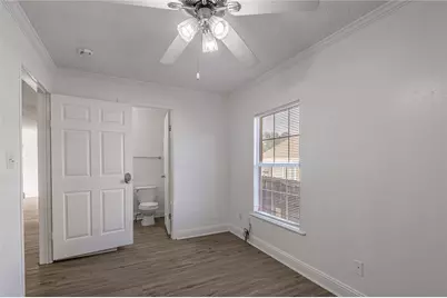 121 Varsity Drive, Huntsville, TX 77340 - Photo 15