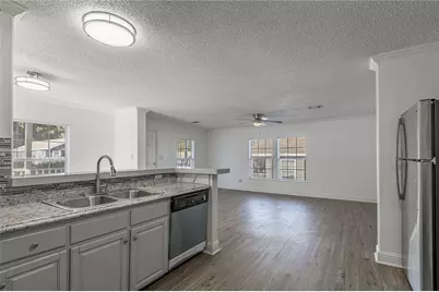 121 Varsity Drive, Huntsville, TX 77340 - Photo 11