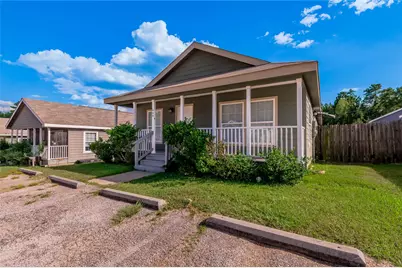 121 Varsity Drive, Huntsville, TX 77340 - Photo 3