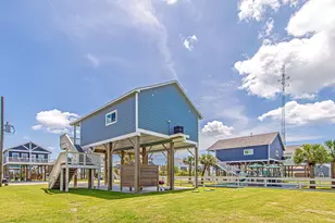 1079 Cedar Ln, Gilchrist, TX 77617 - Photo 21