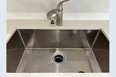 7410 Allsup Street, Houston, TX 77061 - Photo 11