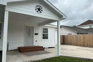 7410 Allsup St, Houston, TX 77061 - Photo 3
