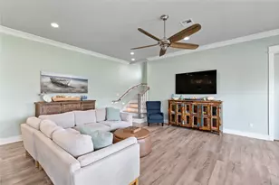 775 Townsend Dr, Crystal Beach, TX 77650 - Photo 7