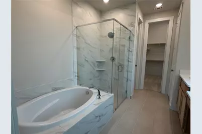 12227 Hudson Drive, Mont Belvieu, TX 77523 - Photo 11