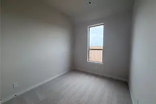 12227 Hudson Dr, Mont Belvieu, TX 77523 - Photo 9