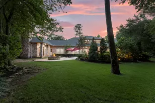 2 Hunnewell Way, The Woodlands, TX 77382 - Photo 31