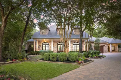 2 Hunnewell Way, The Woodlands, TX 77382 - Photo 1