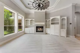 2 Hunnewell Way, The Woodlands, TX 77382 - Photo 13