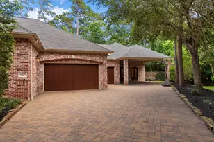 2 Hunnewell Way, The Woodlands, TX 77382 - Photo 3