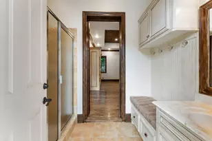 2 Hunnewell Way, The Woodlands, TX 77382 - Photo 37