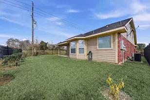 11207 English Rose Trail, Missouri City, TX 77459 - Photo 45