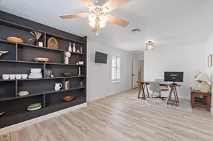 110 Dozent Ln, Baytown, TX 77521 - Photo 21