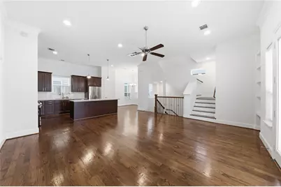960 W 24th Street, Houston, TX 77008 - Photo 11