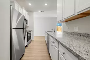 8118 Burnt Orchid Dr, Houston, TX 77016 - Photo 5