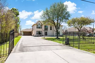 5631 Brookfield Dr, Houston, TX 77085 - Photo 37
